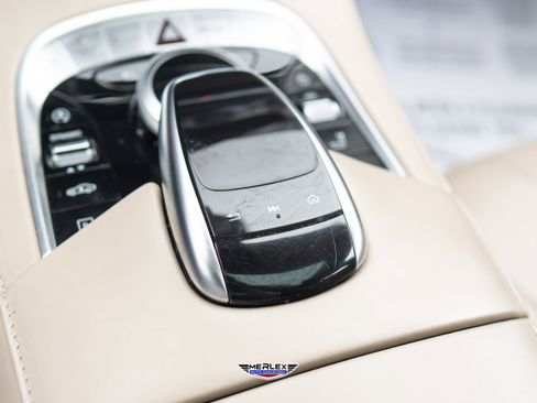 Used 2019 Mercedes-Benz S 560 Sedan image 39