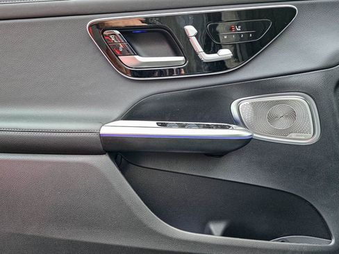 New 2026 Mercedes-Benz GLC 300 4MATIC image 13