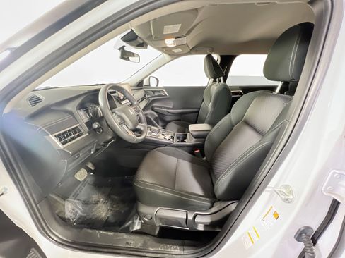 Used 2023 Mitsubishi Outlander ES image 19