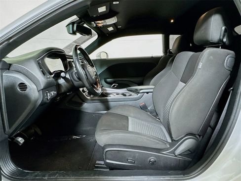 Used 2022 Dodge Challenger GT w/ Blacktop Package image 17