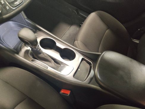 Used 2022 Chevrolet Malibu LS FWD image 26