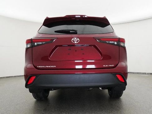 New 2026 Toyota Highlander XLE image 39