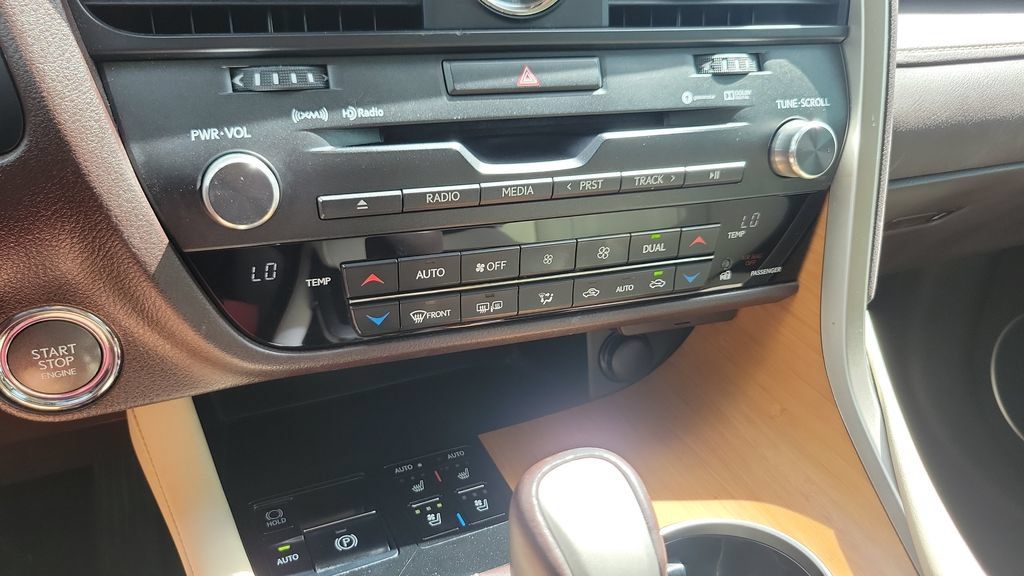 Used 2018 Lexus RX 350 FWD w/ Premium Package image 18