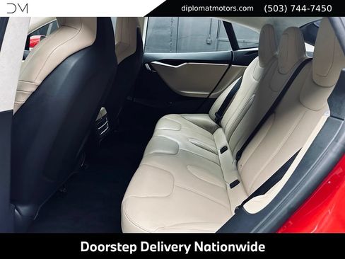 Used 2016 Tesla Model S 70D AWD/4WD image 22