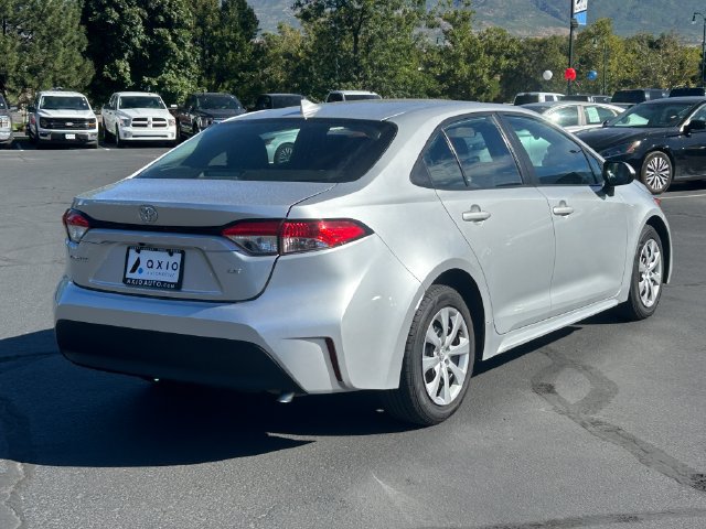 Used 2024 Toyota Corolla LE FWD image 4