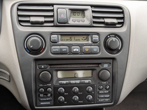 Used 2000 Honda Accord EX image 20