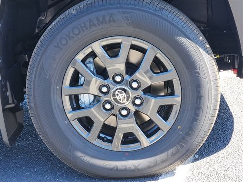 New 2026 Toyota 4Runner SR5 image 7