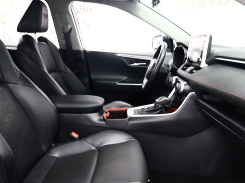 Used 2022 Toyota RAV4 TRD Off-Road image 19