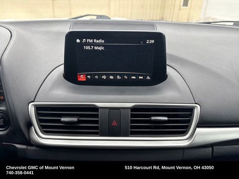 Used 2018 MAZDA MAZDA3 Sport w/ Preferred Equipment Package image 16