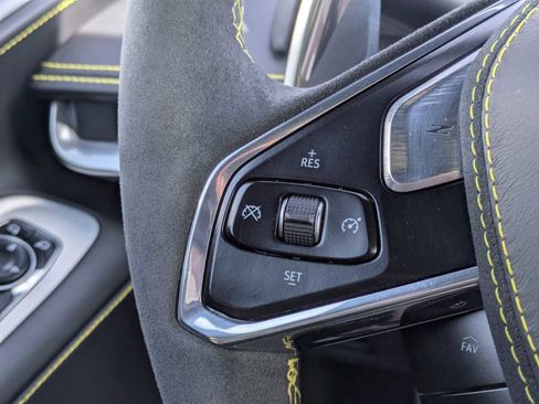 Used 2021 Chevrolet Corvette Stingray Premium Cpe w/ Z51 Performance Package RWD image 20