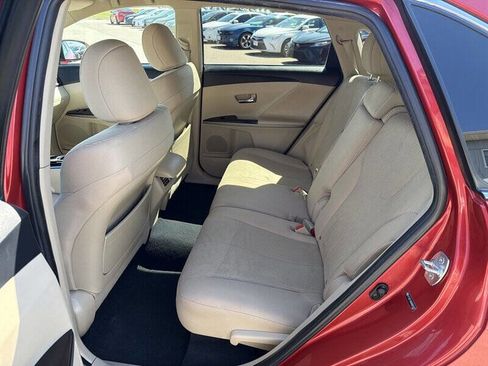 Used 2009 Toyota Venza FWD image 16