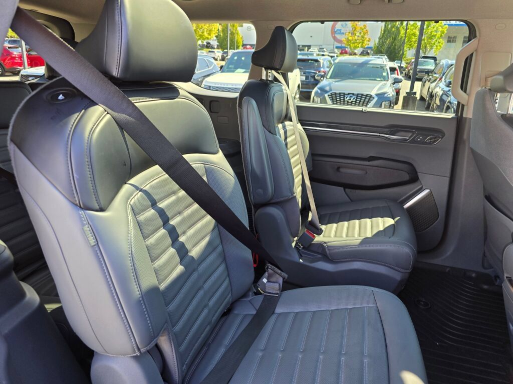 Certified 2024 Kia EV9 Land AWD/4WD image 31