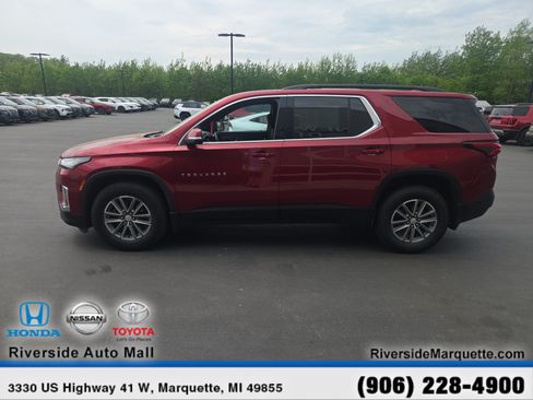 Used 2023 Chevrolet Traverse LT w/ LPO, Floor Liner Package AWD/4WD image 4