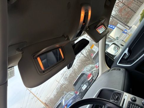 Used 2011 Volvo XC60 3.2 image 37