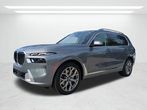 New 2026 BMW X7 xDrive40i w/ Premium Package AWD/4WD image 8