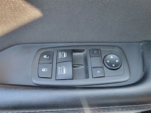 Used 2022 Dodge Challenger GT image 22