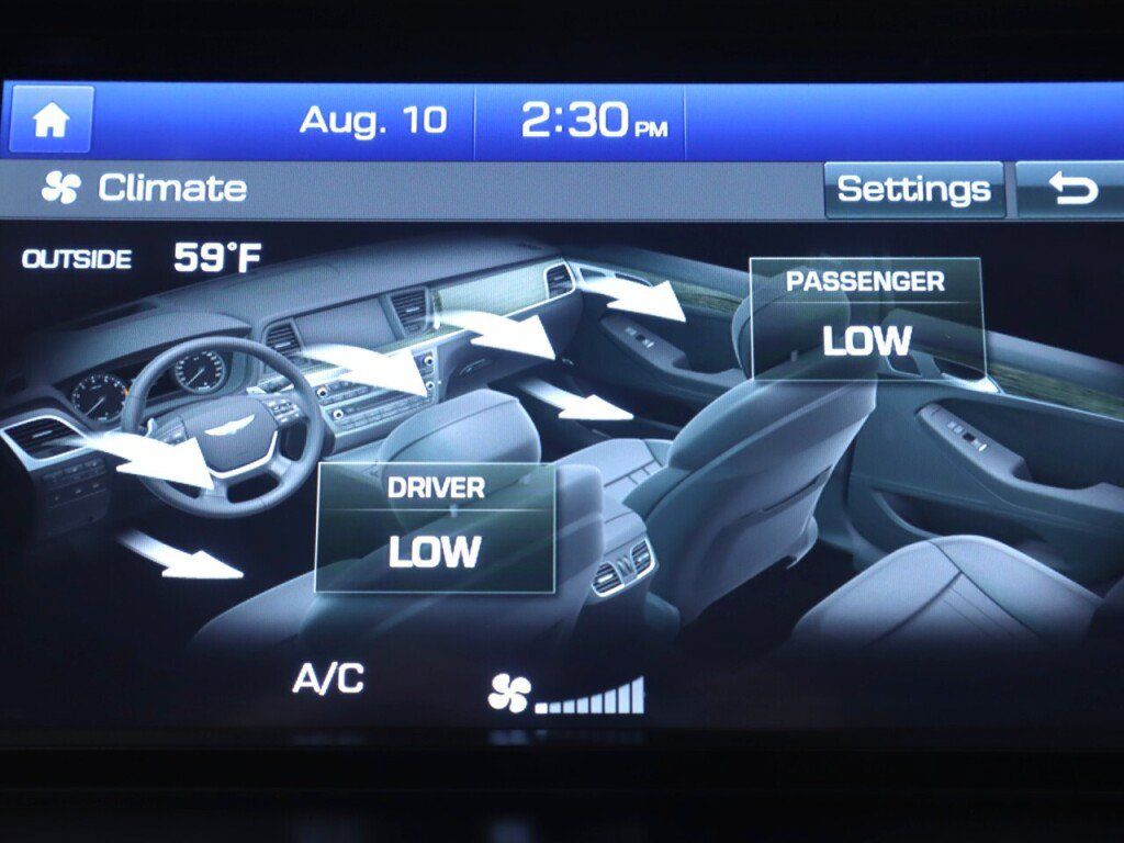 Used 2016 Hyundai Genesis 3.8 RWD image 21
