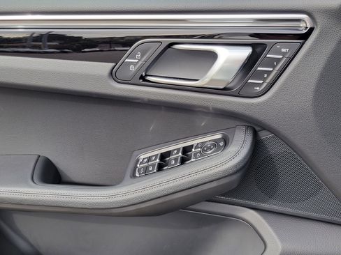 New 2025 Porsche Macan S AWD/4WD image 24