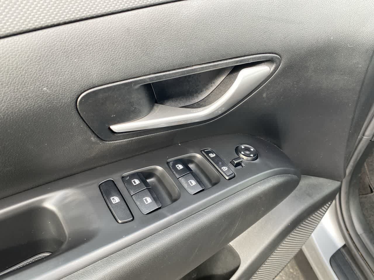 Used 2023 Hyundai Tucson SE AWD/4WD image 13