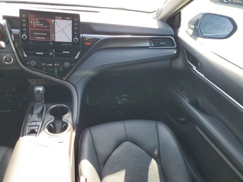 Used 2021 Toyota Camry XSE w/ Navigation Package image 27
