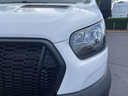 New 2026 Ford Transit 250 Low Roof RWD image 30
