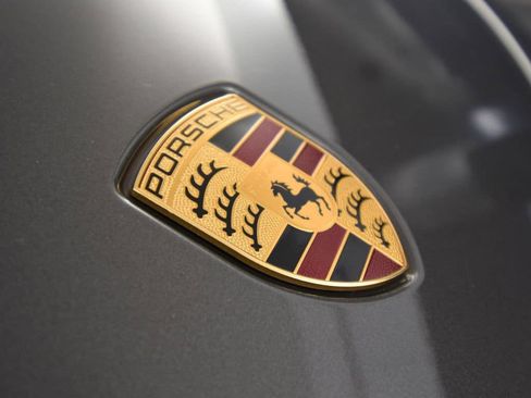 Certified 2025 Porsche 718 Boxster RWD image 41