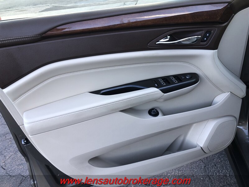 Used 2015 Cadillac SRX Performance w/ Driver Awareness Package AWD/4WD image 9