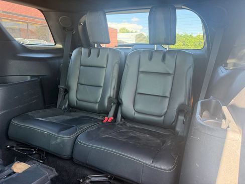 Used 2017 Ford Explorer Limited AWD/4WD image 16