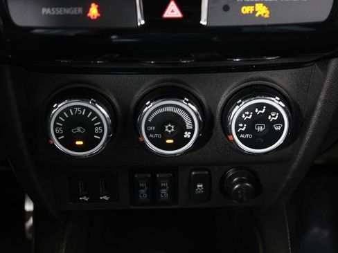 Used 2018 Mitsubishi Outlander Sport SEL image 19