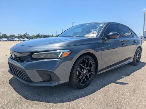 Used 2022 Honda Civic Sport image 9