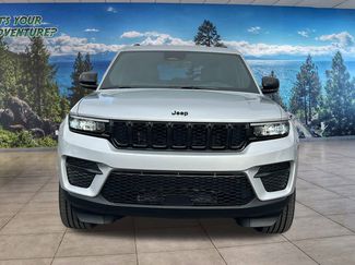 New 2025 Jeep Grand Cherokee Altitude video 2