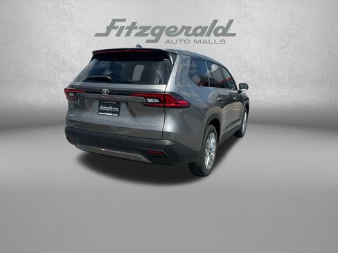 New 2026 Toyota Grand Highlander AWD image 7