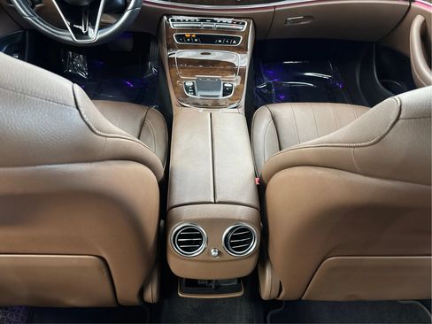Used 2021 Mercedes-Benz E 350 4MATIC Sedan image 22