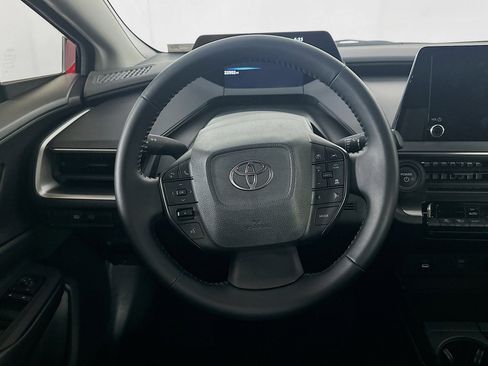 Used 2024 Toyota Prius LE image 18