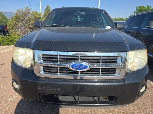 Used 2011 Ford Escape XLT FWD image 2