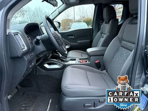 Certified 2025 Nissan Frontier SV image 10