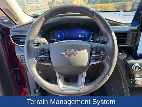 Used 2020 Ford Explorer Platinum w/ Premium Technology Package image 21