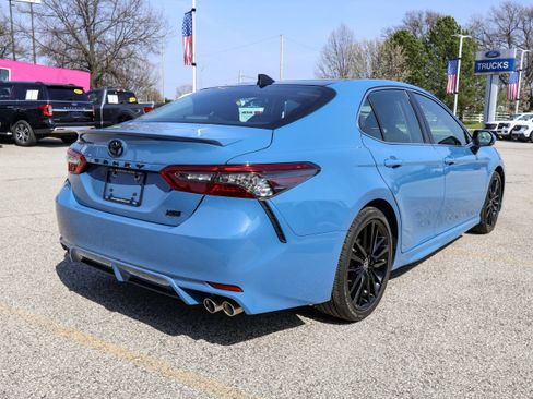 Used 2023 Toyota Camry XSE w/ Cold Weather Package image 6