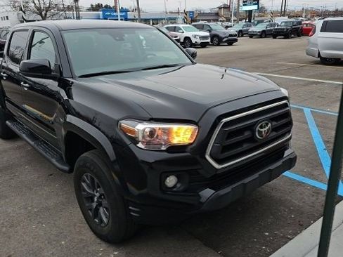 Used 2023 Toyota Tacoma SR image 8