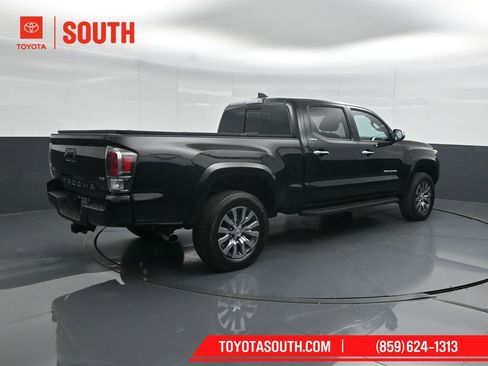 Used 2023 Toyota Tacoma Limited image 2
