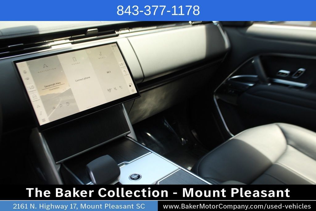 Used 2024 Land Rover Range Rover SE AWD/4WD image 14
