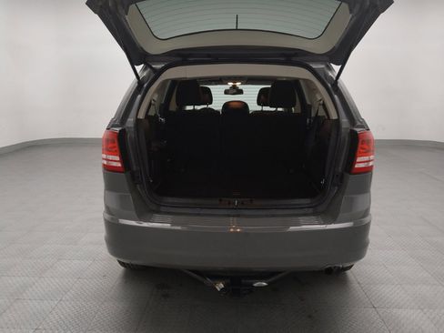 Used 2020 Dodge Journey SE w/ SE Popular Equipment Group image 29