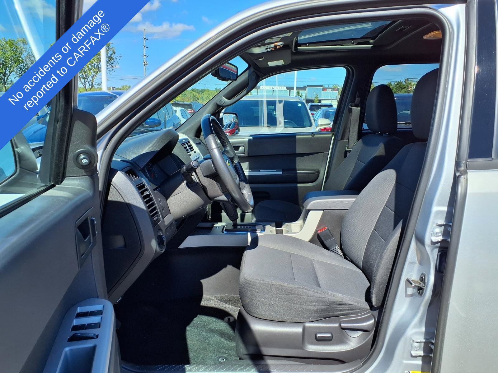 Used 2011 Ford Escape XLT w/ 202A Rapid Spec Order Code FWD image 18