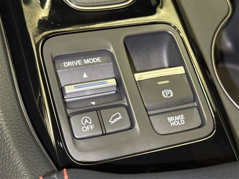 New 2025 Honda Pilot TrailSport image 34