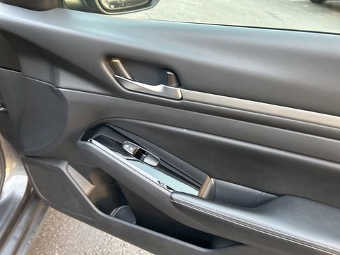 Used 2023 Nissan Altima 2.5 SV image 38