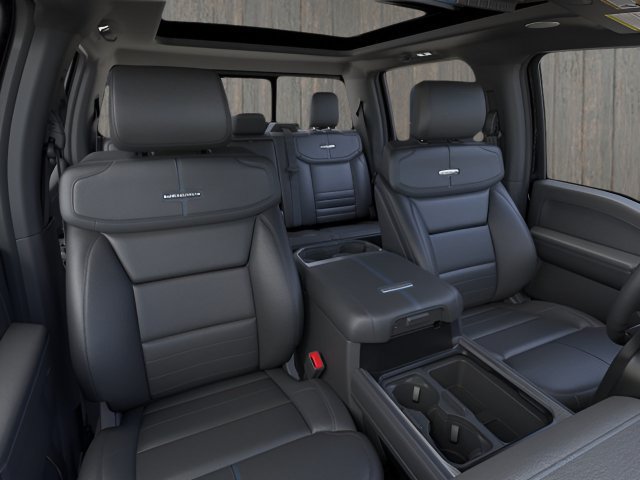 New 2025 Ford F450 Platinum AWD/4WD image 10