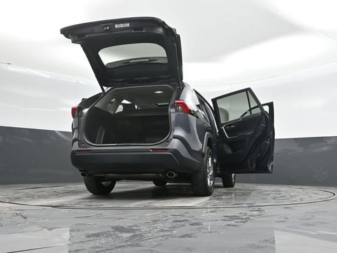 Used 2022 Toyota RAV4 XLE w/ Convenience Package image 60