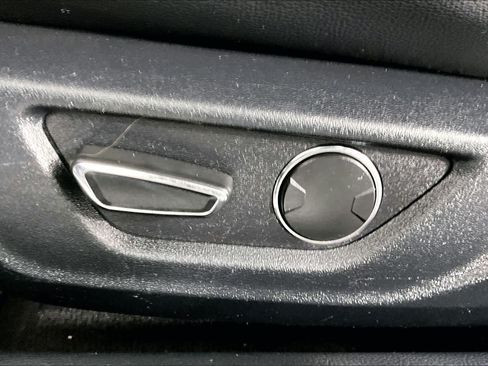 Used 2019 Ford Mustang Premium RWD image 30