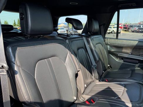 Used 2019 Ford Expedition Limited w/ Equipment Group 302A AWD/4WD image 53