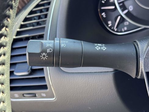 Used 2017 Nissan Armada SL w/ Moonroof Package image 22